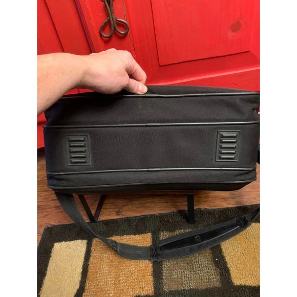 WENGER SWISS ARMY Laptop Case Carry On Shoulder Bag Messenger Briefcase READ - Picture 4 of 10